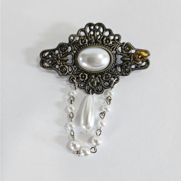 Vintage Faux Pearl Teardrop Filigree Dangle Chains Victorian Style Brooch Pin - Picture 1 of 7